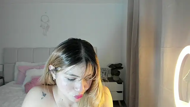 Ori_valentina live sex cam