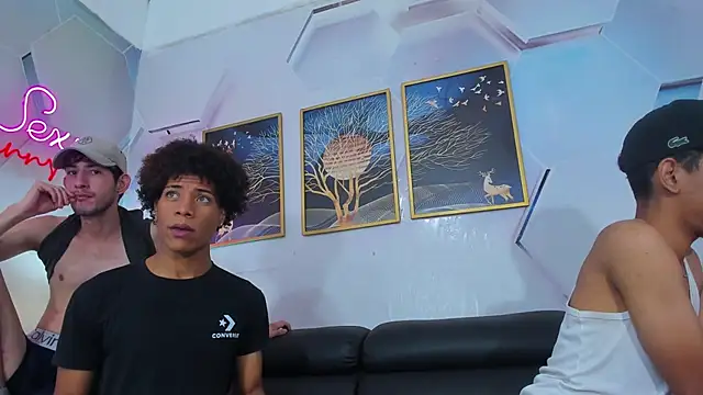 spicy_guys - Spicy_guys's free webcam - UK Sex Cams