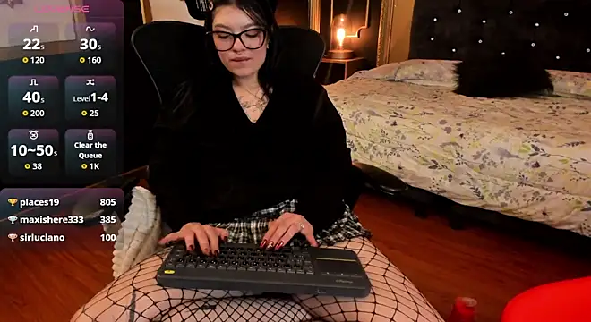 nina_lust (F young) - suck fingers💦