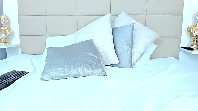 hecatee_77 (M young) - becuse your love me