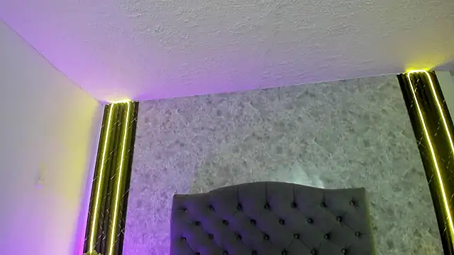 giannaslimjb - GiannaSlimJB's free webcam - UK Sex Cams