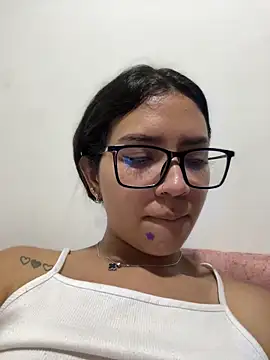 Mila_Morgan live sex cam