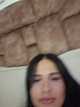 Webcam Model (heyshaa)  is live.Free join now!