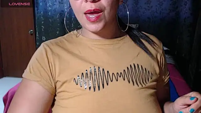 miia-big1boobs_ (F young) - 😍FLASH BIG TITS NATURAL 100 %😍