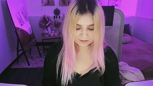 diaangell (F young) - hi cutie