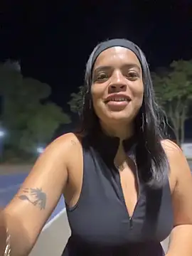 juanitamore01 (F young) - Blow Job in the public 🤫🤫👅👅