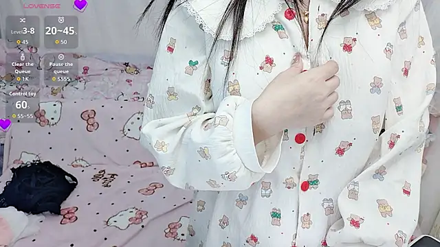 9aunatiis (F young) - 上下摇1分钟，国王哥哥控制小粉5分钟