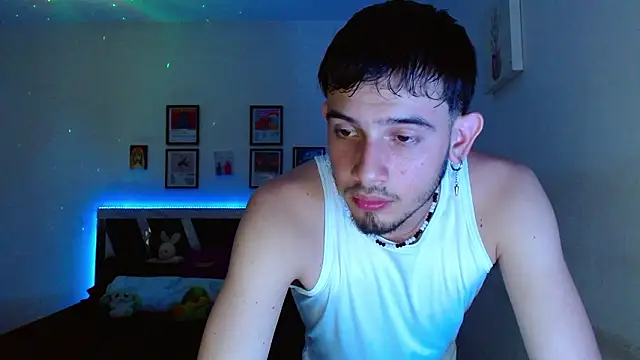 sebasxxl12 (M twink) - Rub Dick And Moan