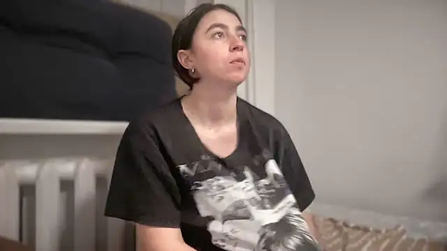 aphr0ditee (F teen) - anal