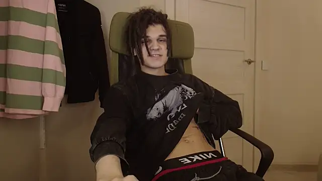 peachtree (M twink) - Play with hard cock