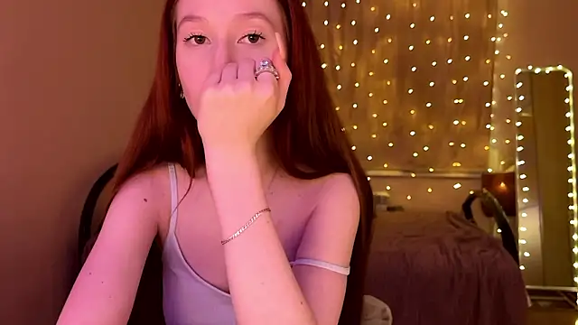 stella_foxi (F teen) - Lick my finger