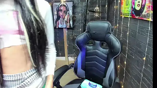 kissingdevil (T young) - 2000