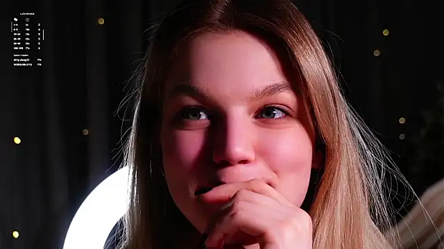 edlinalliston (F teen) - Bring up my lustful mood <3