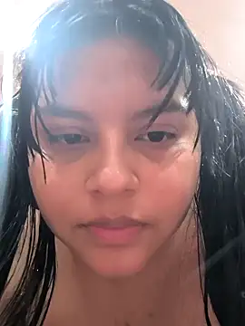 Hinae_ live cam profile