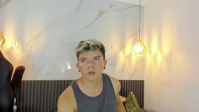 andyfame1 - AndyFame1's free webcam - UK Sex Cams