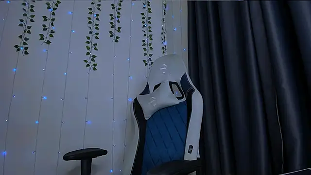 karlasim - KarlaSim's free webcam - UK Sex Cams