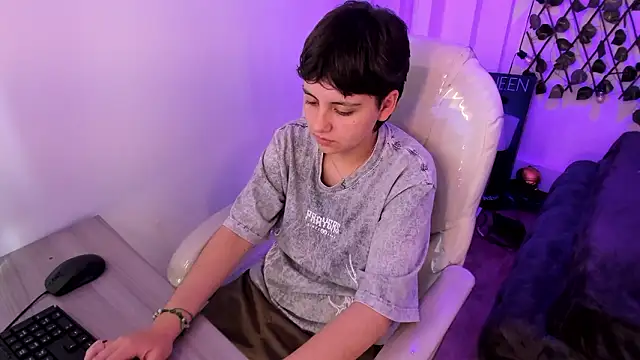 nathaly_ds - Nathaly_ds's free webcam - UK Sex Cams