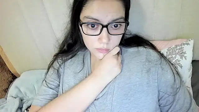 roniewester (F young) - fuck pussy with legs up c2c and pvt open