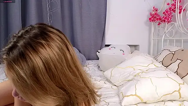 springloveee live cam profile