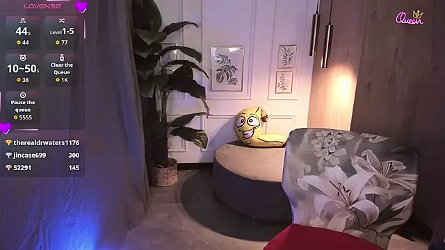 YolandaKiss live cam profile