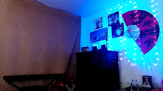 GamerGirlRoxyAndLee live cam profile