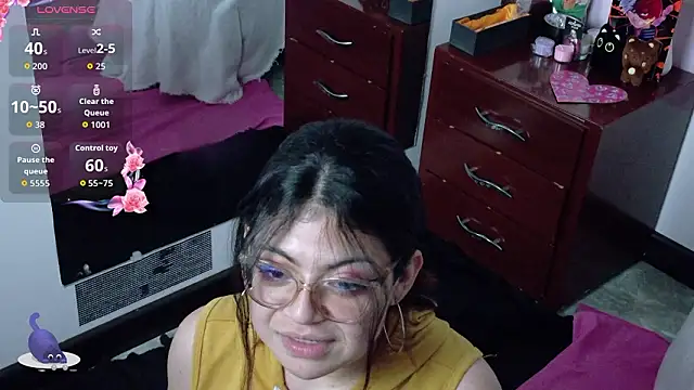 catwhite_ - Catwhite_'s free webcam - UK Sex Cams