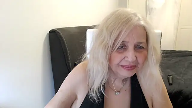 SusiLifeXXX live cam