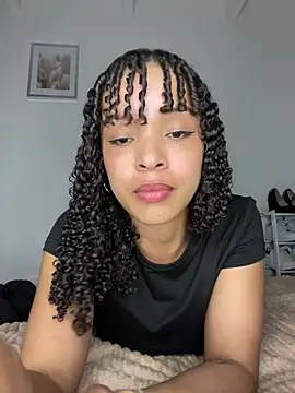 yasmin777_ - Yasmin777_'s free webcam - UK Sex Cams