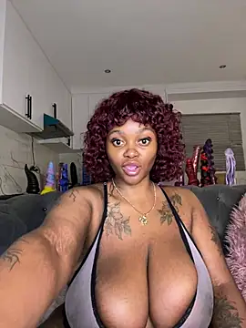 yung-missy - Yung-Missy's free webcam - UK Sex Cams