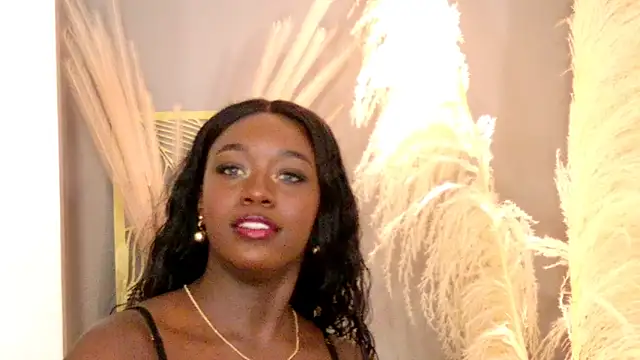 daniellabrown (F teen) - buttplug + oil in ass