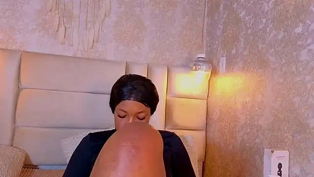 crystalbrooke3x - CrystalBrooke3x's free webcam