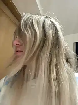 carlaaa live cam profile