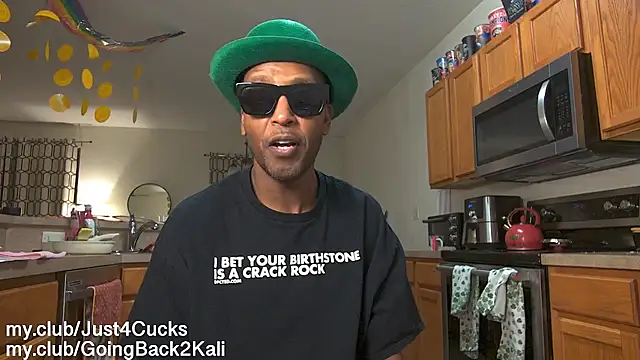 boomboomr00m live cam profile