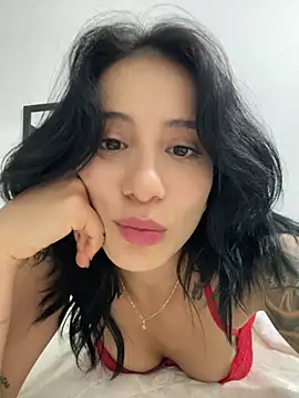 Ale_Lewis live cam profile