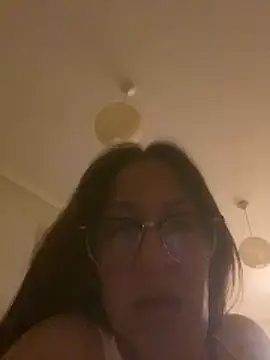 yes_2102 - Yes_2102's free webcam - UK Sex Cams