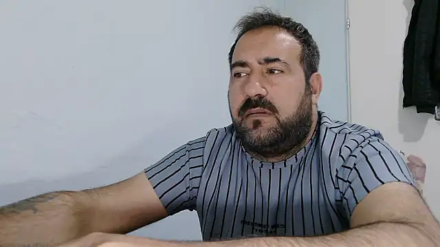 mio_jaks - Mio_jaks's free webcam - UK Sex Cams