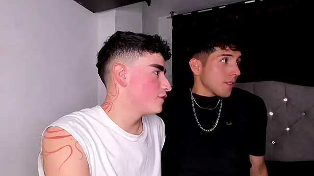 naughtysalomon__'s live cam