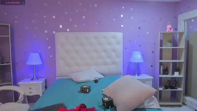 goldentemptation_ (F young) - missionary pov