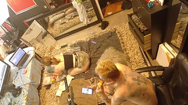 aquickphyx (G milf) - go down on me/her