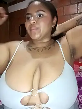 Webcam Model (Valentina_belmont)  is live.Free join now!