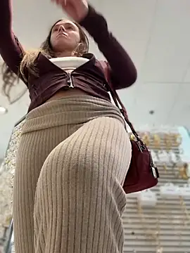 lunagirl13 live cam profile