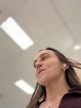 lunagirl13 live cam profile