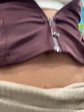 lunagirl13 live cam profile