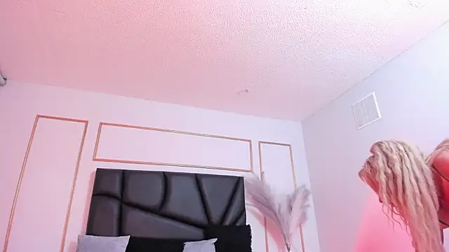 anastasiataylor_ - AnastasiaTaylor_'s free webcam - UK Sex Cams