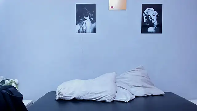 sexynova_93 - Sexynova_93's free webcam - UK Sex Cams