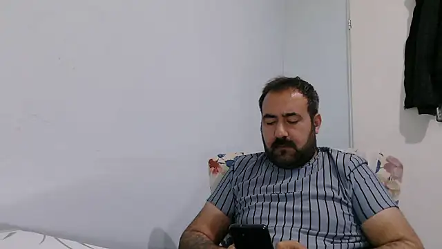 mio_jaks - Mio_jaks's free webcam - UK Sex Cams