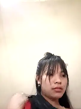 Webcam Model (meomeo30)  is live.Free join now!