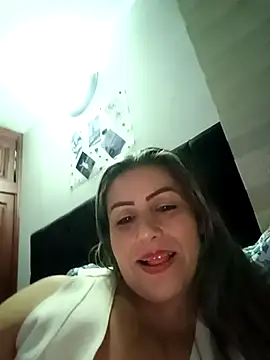 maynor_1998 live cam profile