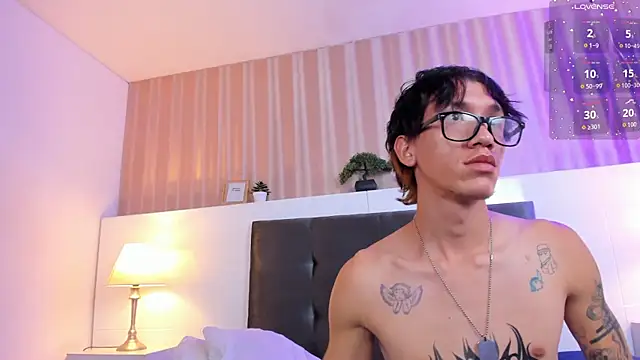 julien_ansel (M young) - cum in public