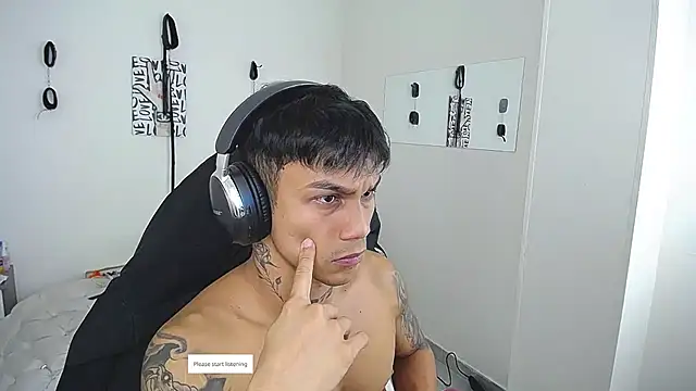 Leonard_Price live sex cam